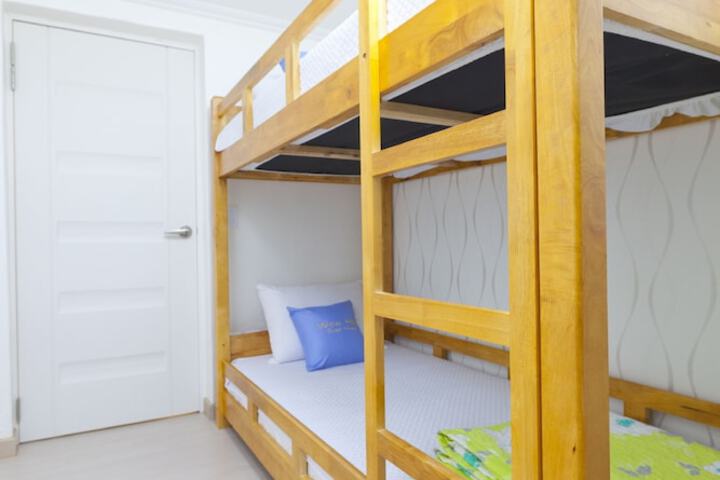 Room 19 of 70