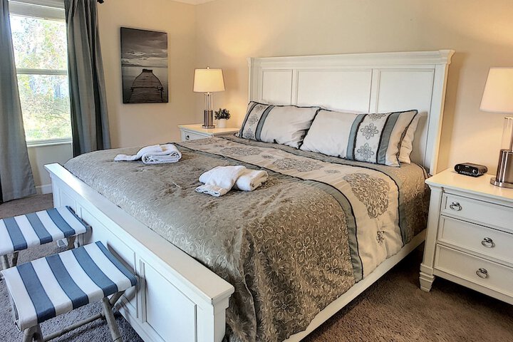 Room 8 of 51