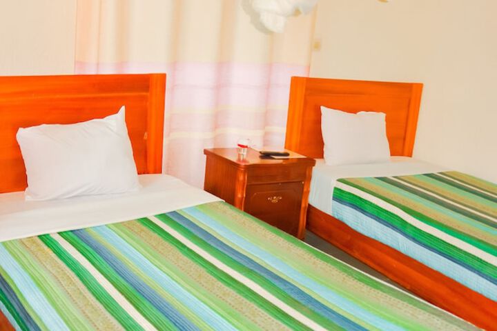 Room 2 of 26