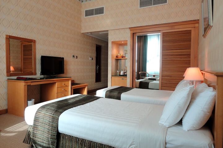 Room 17 of 71