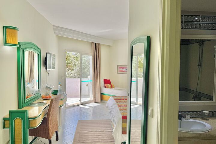 Room 14 of 109