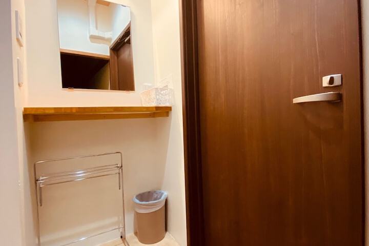 Room 19 of 55