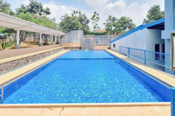 Papa Kana Farm Mitra RedDoorz at Pacet Mojokerto