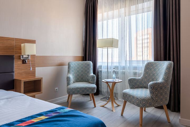 Room 25 of 61