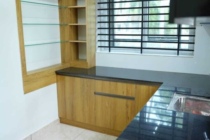 Room 3 of 20