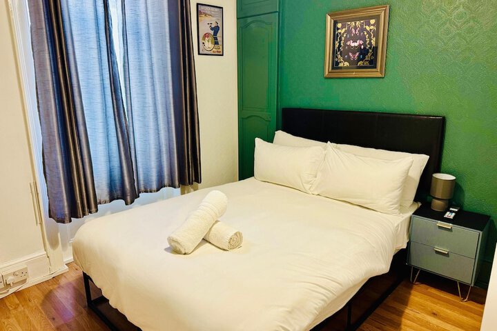 Room 29 of 74