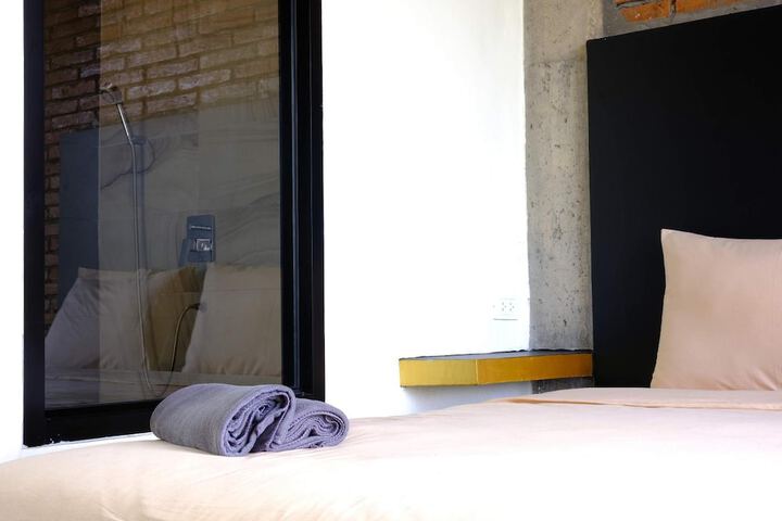 Room 14 of 49
