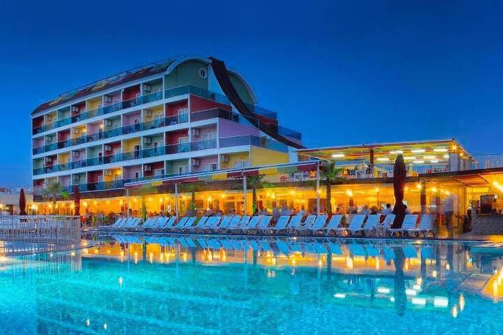 Side Win Hotel