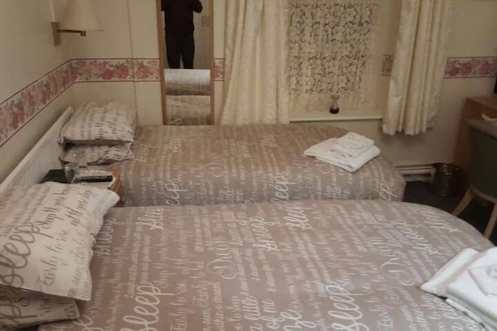 Room 2 of 11