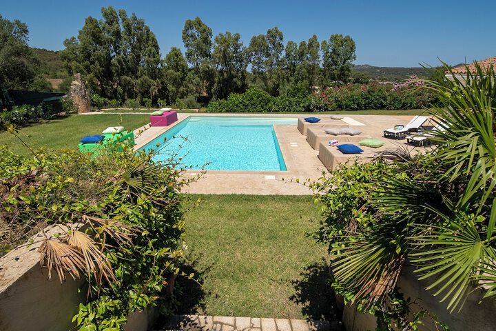 Pool 56 of 93