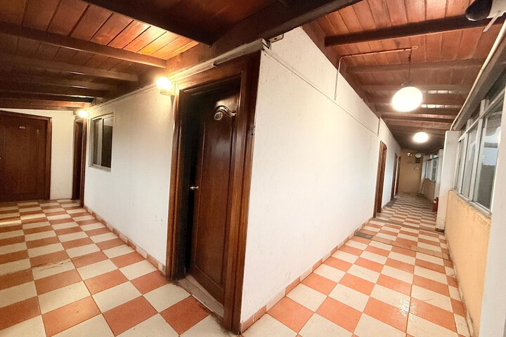 Ballroom/Hall 24 of 29