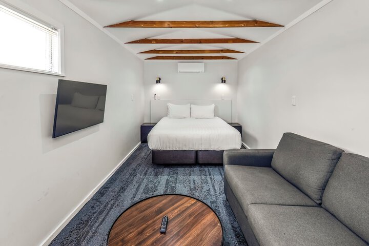 Room 19 of 55