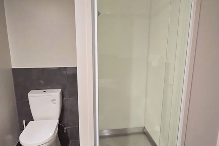 Room 137 of 175