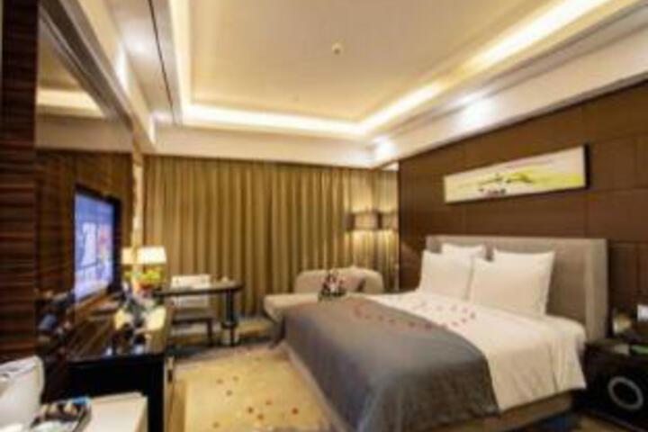 Room 21 of 23