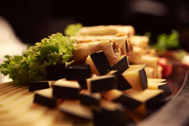 Dining 23 of 38