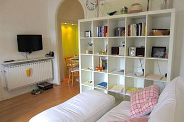 Room 64 of 80