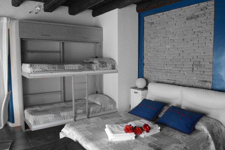 Room 14 of 45