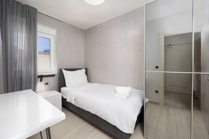 Room 56 of 169