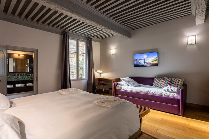 Room 29 of 209