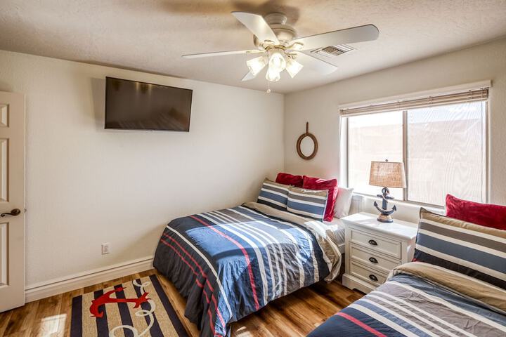 Room 16 of 40