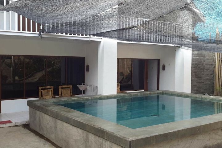 Pool 11 of 13