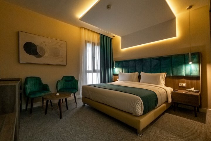 Room 14 of 31