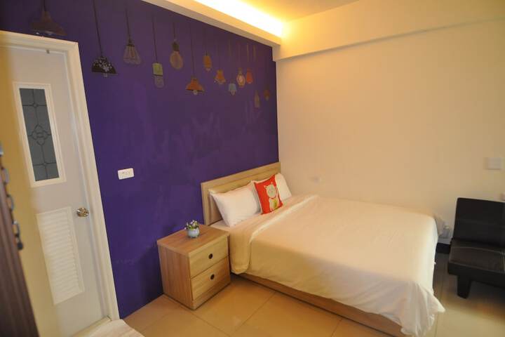 Room 8 of 29