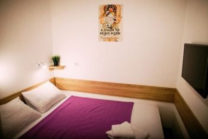 Room 30 of 62