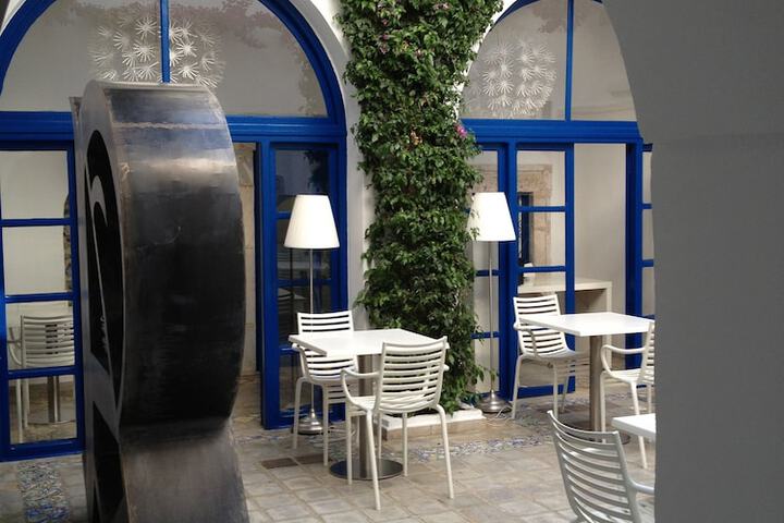Food court
