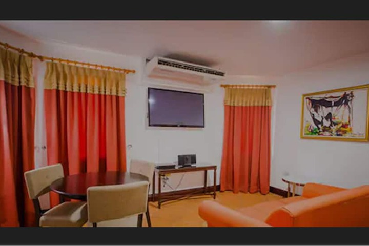 Room 44 of 91