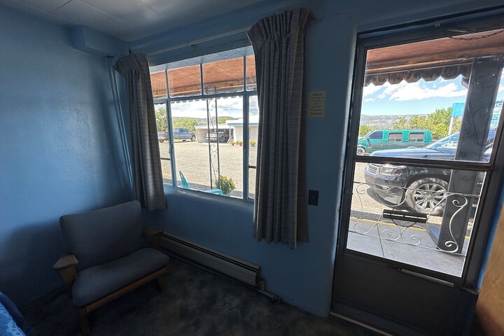 Room 7 of 28