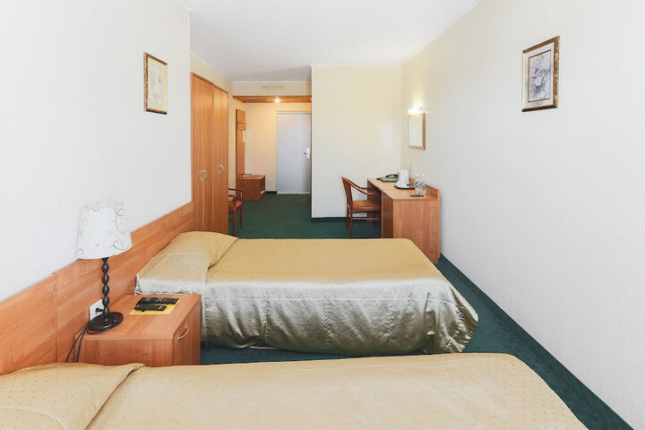 Room 13 of 88