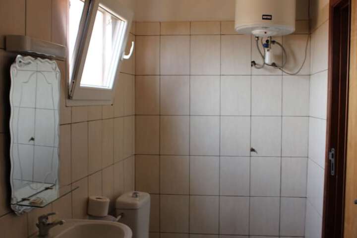 Room 31 of 42