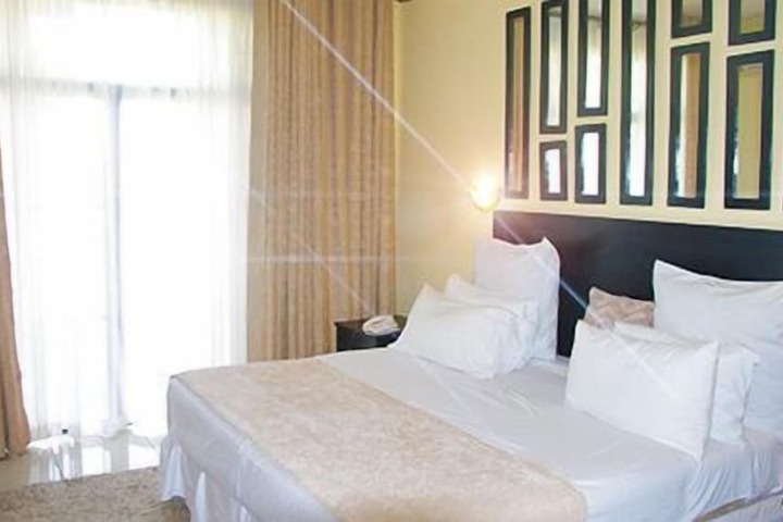 Room 5 of 22