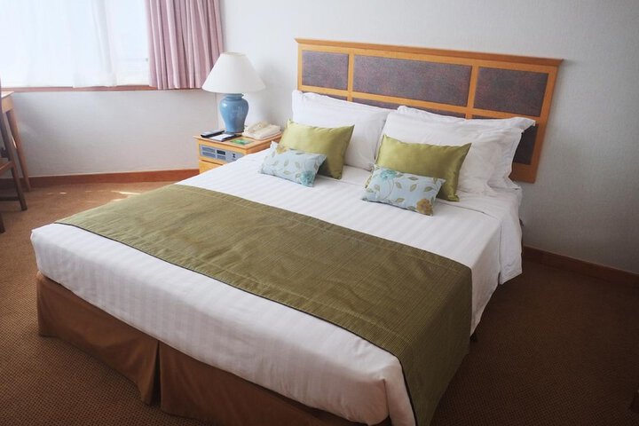 Room 13 of 60