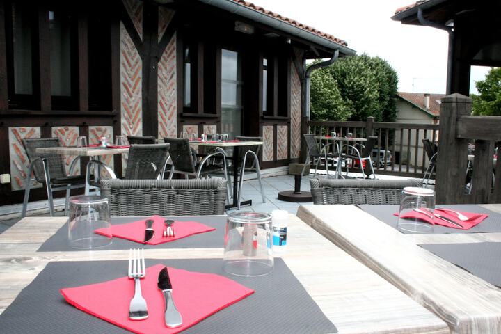 Terrace/Patio 23 of 25