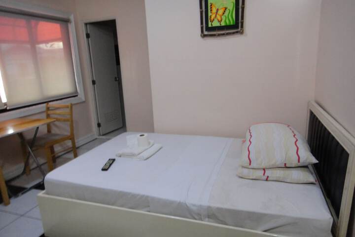 Room 18 of 38