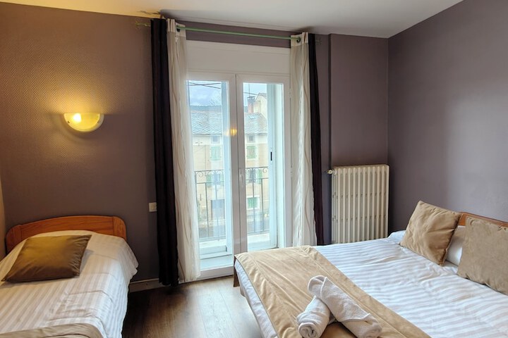 Room 29 of 35