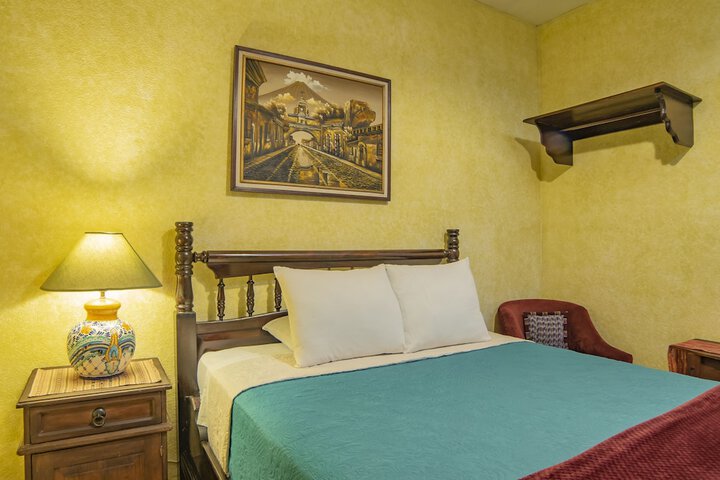 Room 4 of 37