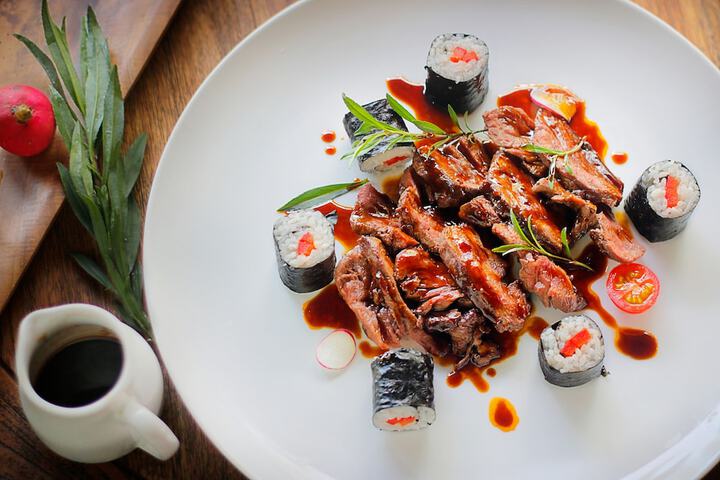 Dining Photos