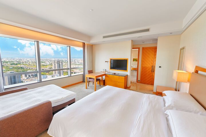 Room 14 of 46