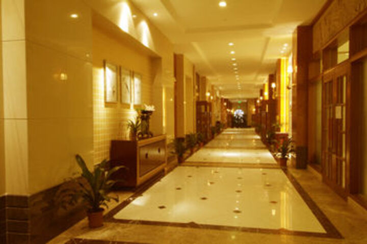Ballroom/Hall 21 of 50
