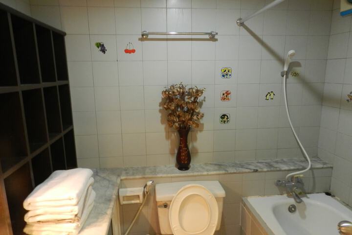 Room 167 of 259