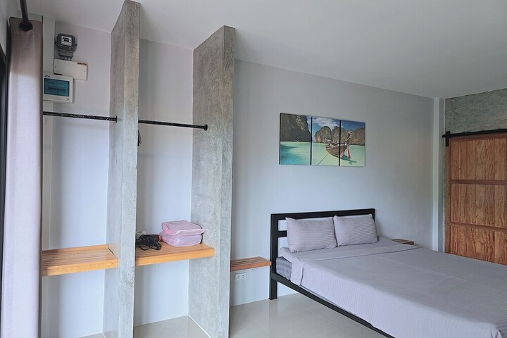 Room 16 of 57