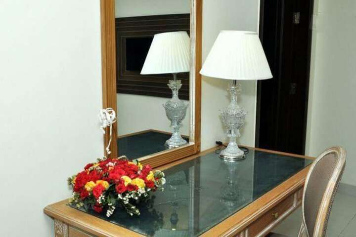 Room 20 of 40