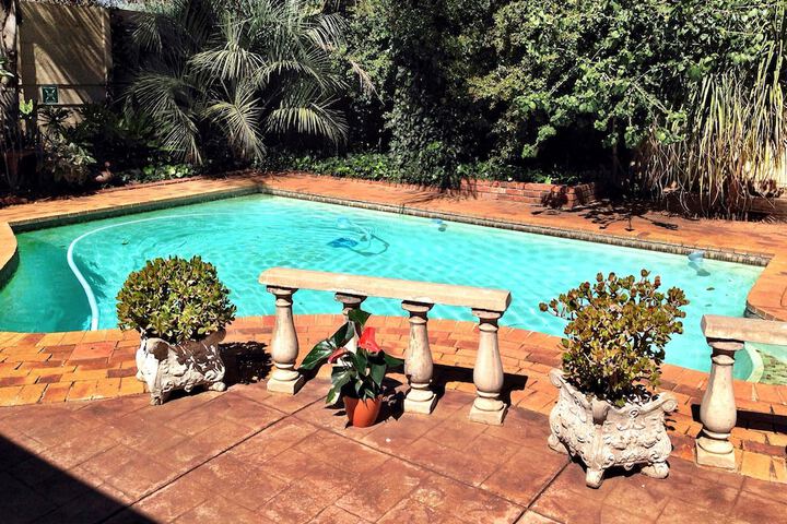 Pool 31 of 37