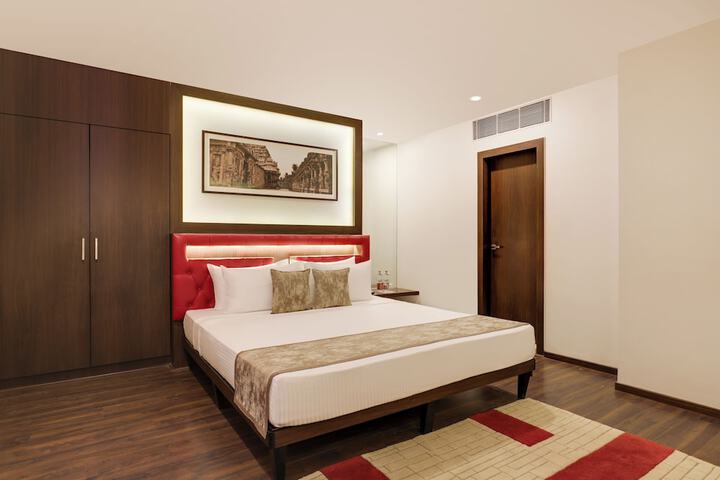 Room 16 of 60