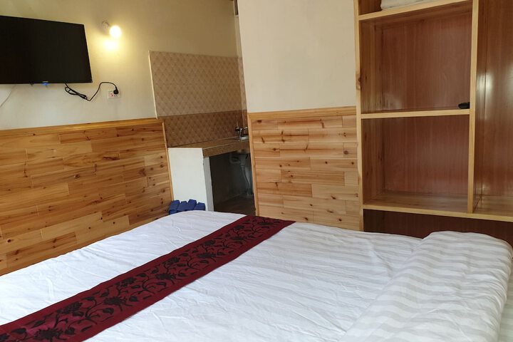 Room 3 of 31