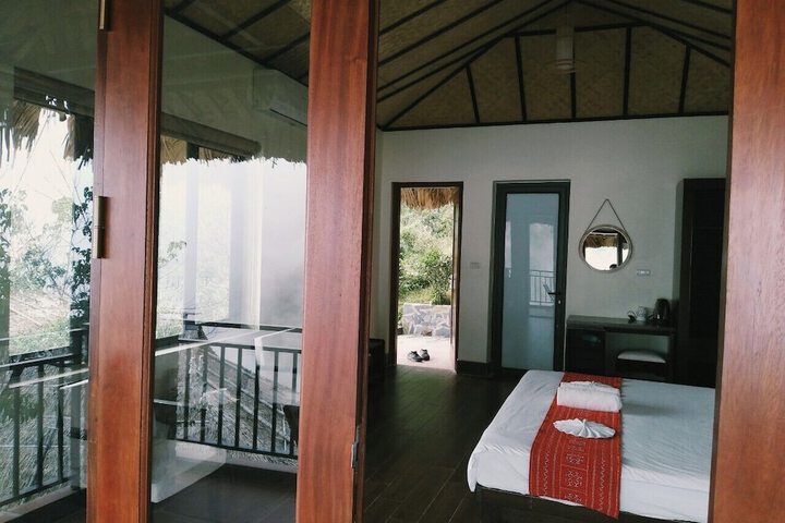 Room 27 of 53