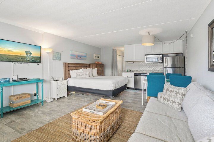 Room 108 of 145